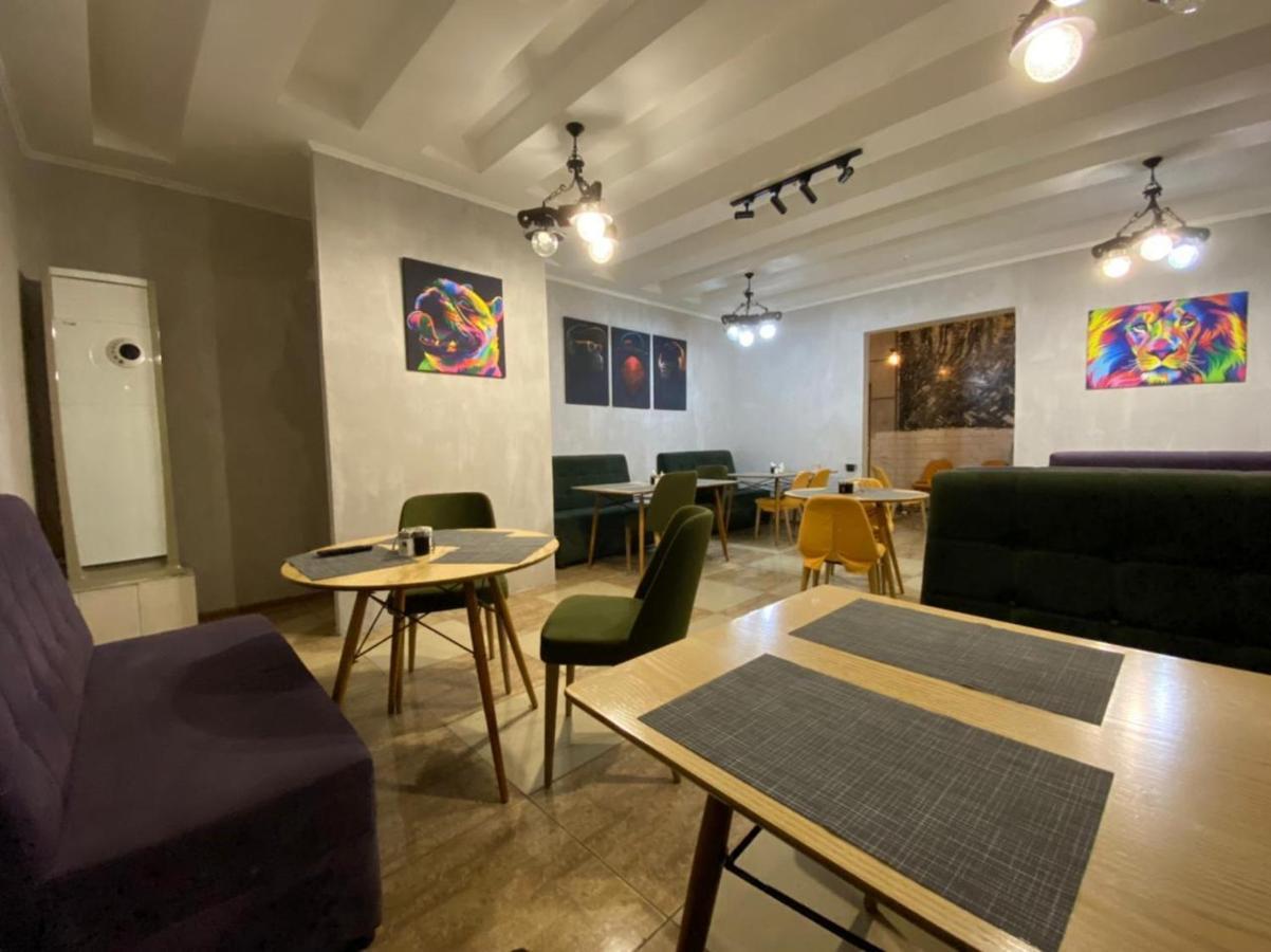 Zhosaly Hotel Alma Ata מראה חיצוני תמונה