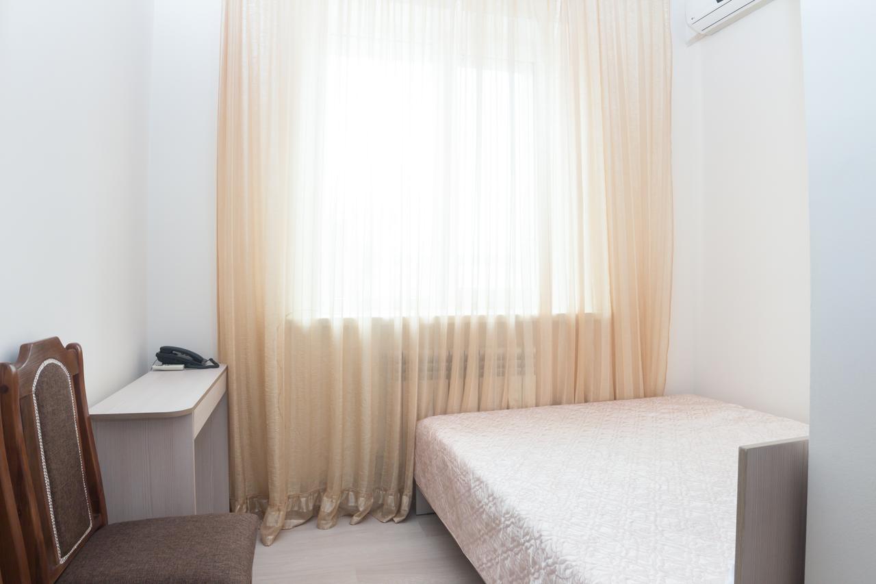 Zhosaly Hotel Alma Ata מראה חיצוני תמונה